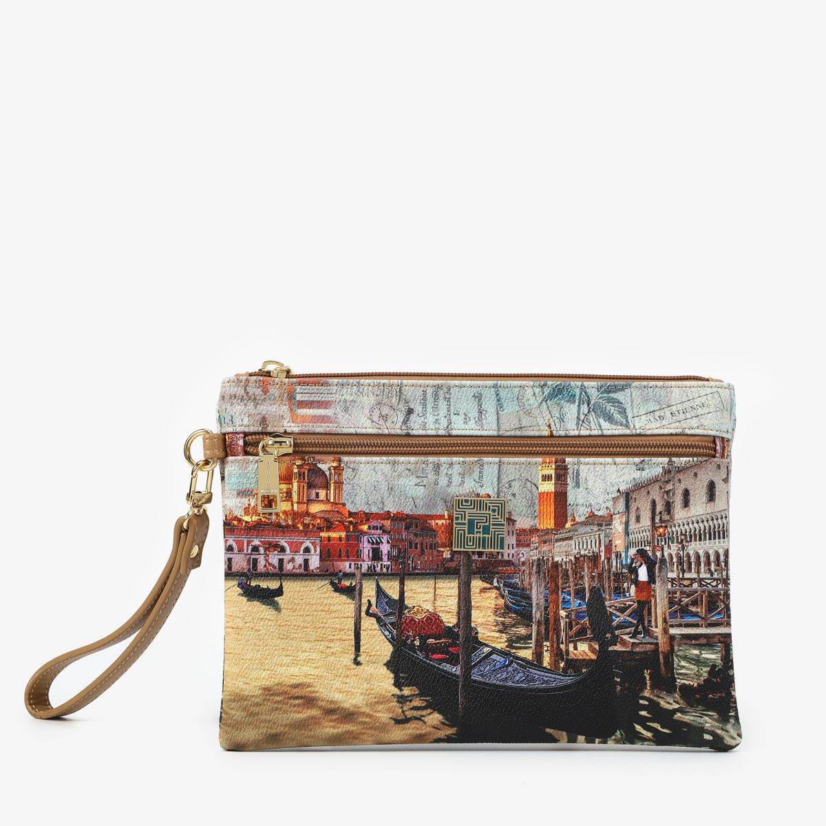 CLF343F4-POCKET-WITH-HANDLE-MEDIUM-ROMANTIC-1