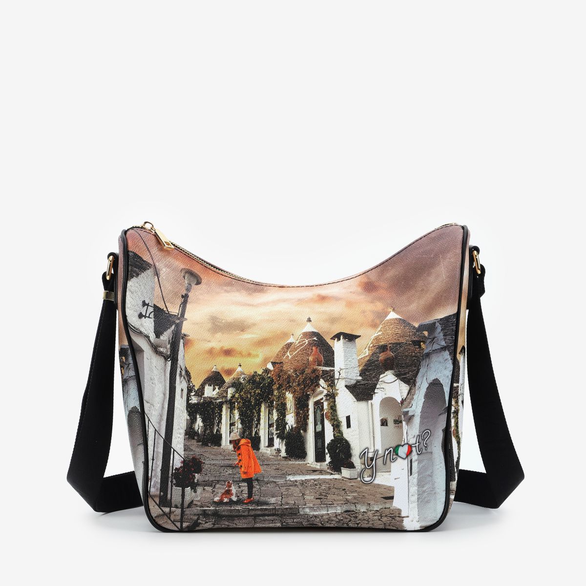 YES606F4-HOBO-LARGE-life-in-trulli-1